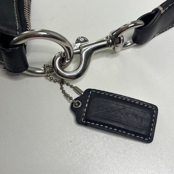 Coach Black Signature Logo Chelsea Shoulder Bag - Picture 4 of 10